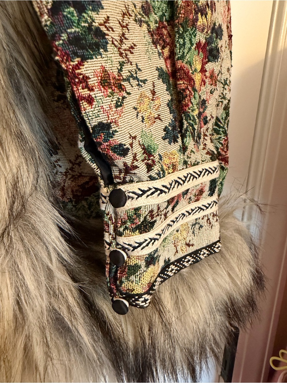 HEMANT & NANDITA Floral Belted Cape with Faux-Fur Trim - Beige Multi - Picture 6 of 7